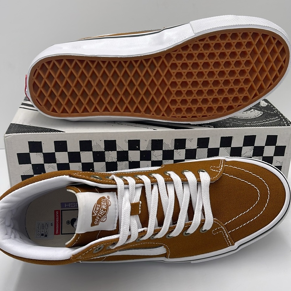 Vans Men’s Skate Sk8-Hi Canvas Golden Brown
VN0A5FCC1M7 Sneakers - Picture 4 of 16